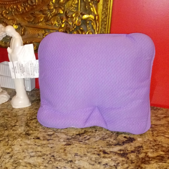 joy mangano memory foam pillow